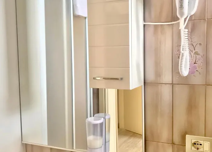 Casa Martori View ゲストハウス ペスキエーラ・デル・ガルダ